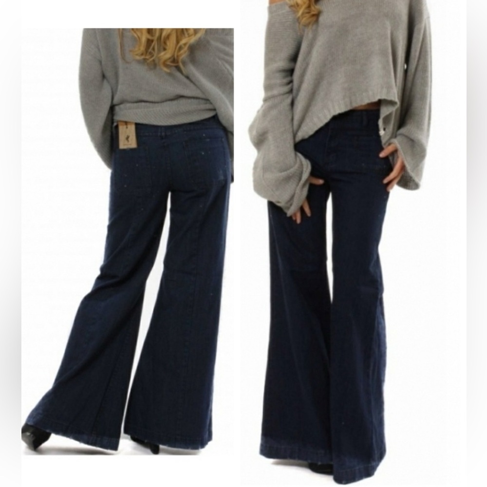 One Teaspoon high waist dark wash denim wide leg flared free people fits like 23